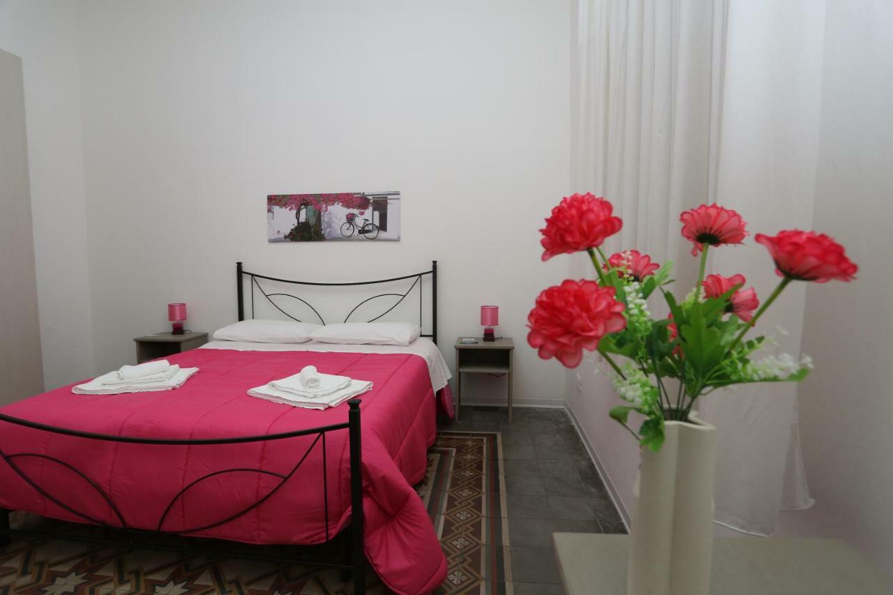 Rest And Go Bed & Breakfast Palermo Exterior photo