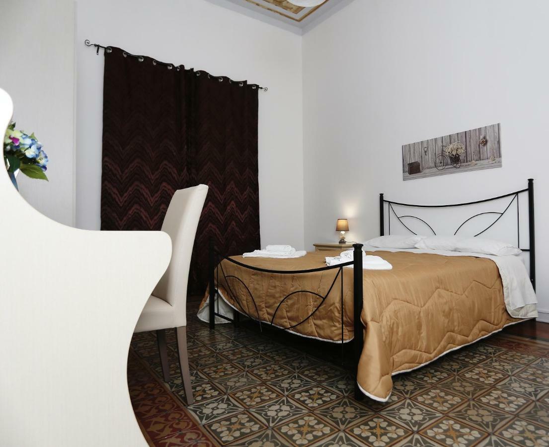 Rest And Go Bed & Breakfast Palermo Exterior photo