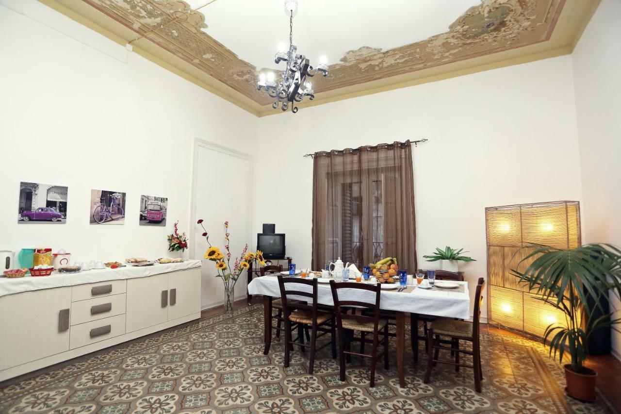 Rest And Go Bed & Breakfast Palermo Exterior photo